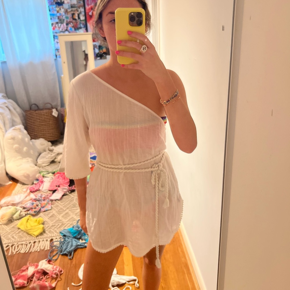 Never Worn Abercrombie Coverup